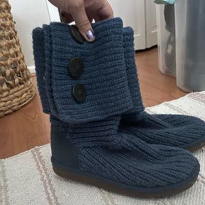 Navy blue UGG boots, knit, fold over with buttons